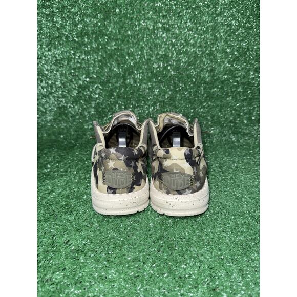 Hey Dude Wally Funk Youth Brown & Camo Slip On Shoes Youth Size 6 Womens Size 7 - Picture 7 of 9